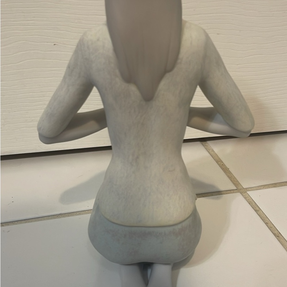 LLADÓ PRAYING GIRL - Picture 2 of 7